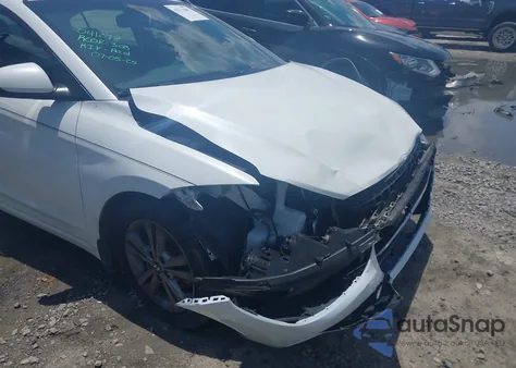 2017 Hyundai Elantra Value Edition из США, поврежденный, VIN 5NPD84LFXHH177395